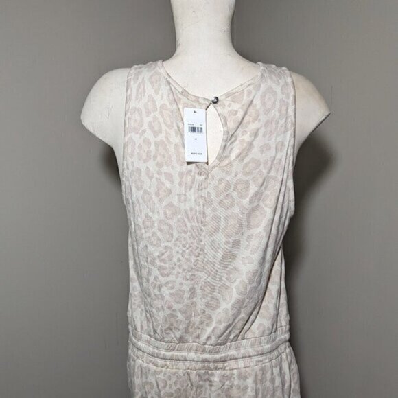 Splendid Beige OLE Leopard Print Sleeveless Jumpsuit Size Large NEW - Picture 5 of 8